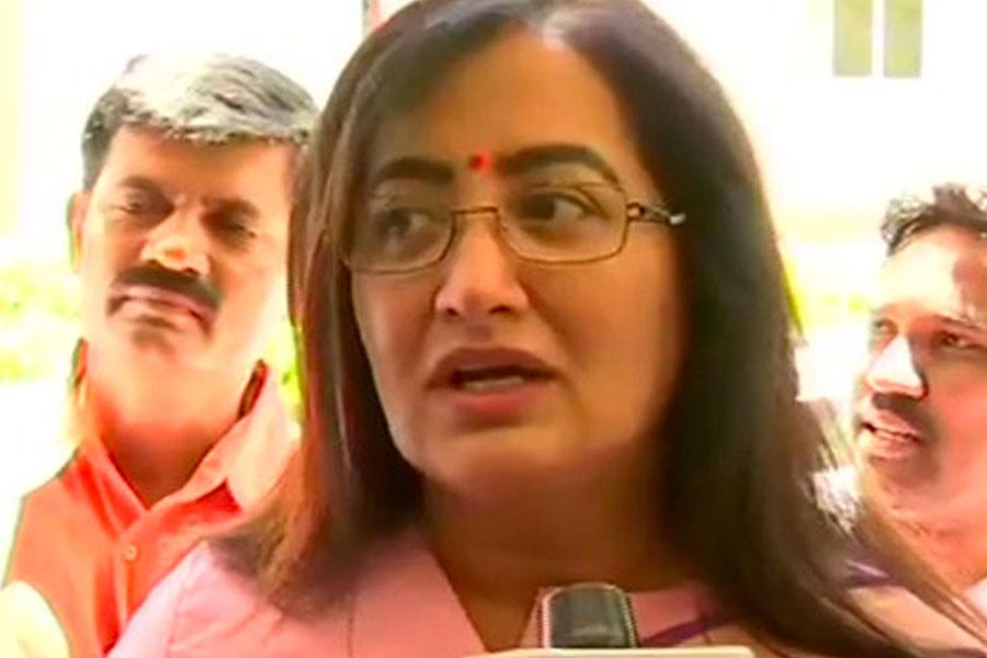 தமிழர்கள் என்பதை மறைத்து வாழும் நிலையை உருவாக்க கூடாது - கர்நாடக எம்.பி சுமலதா பேச்சு!