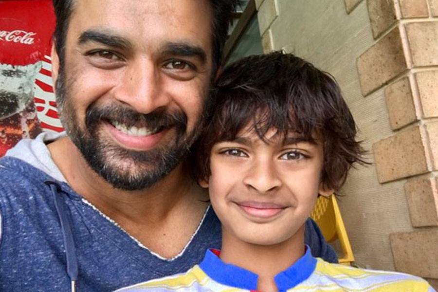 இந்தியாவிற்கு பெருமை சேர்த்த நடிகர் மாதவனின் மகன்!