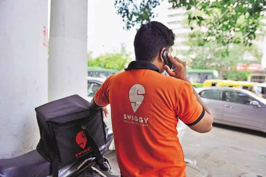 மளிகை பொருட்கள் விநியோகத்தில் களம் இறங்கும் ஸ்விக்கி!