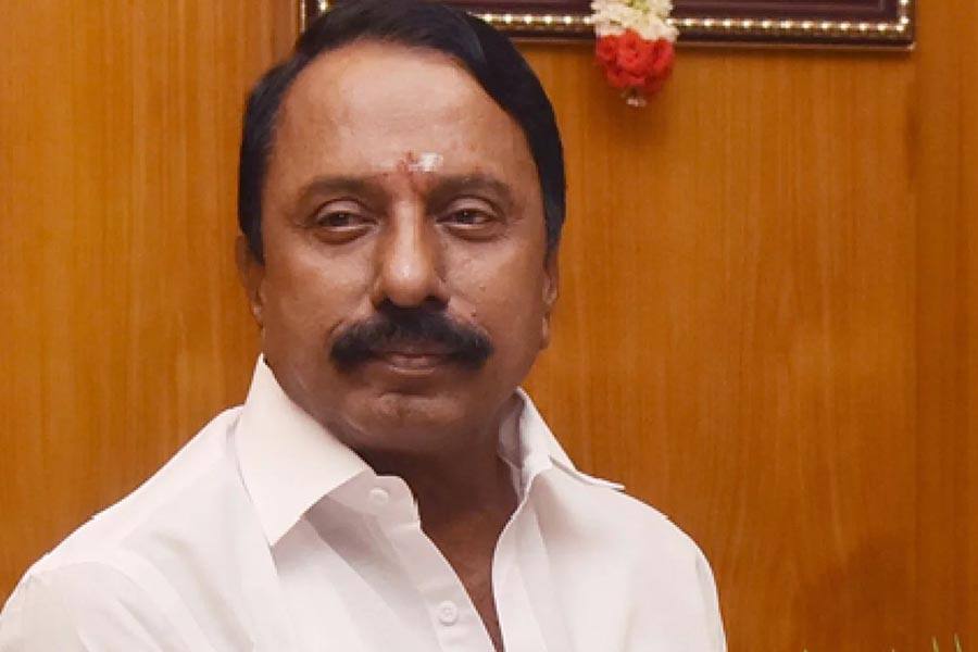 கஜா புயலில் பாதிக்கப்பட்ட மாணவர்களுக்கு ஒரு வாரத்தில் புதிய புத்தகங்கள்