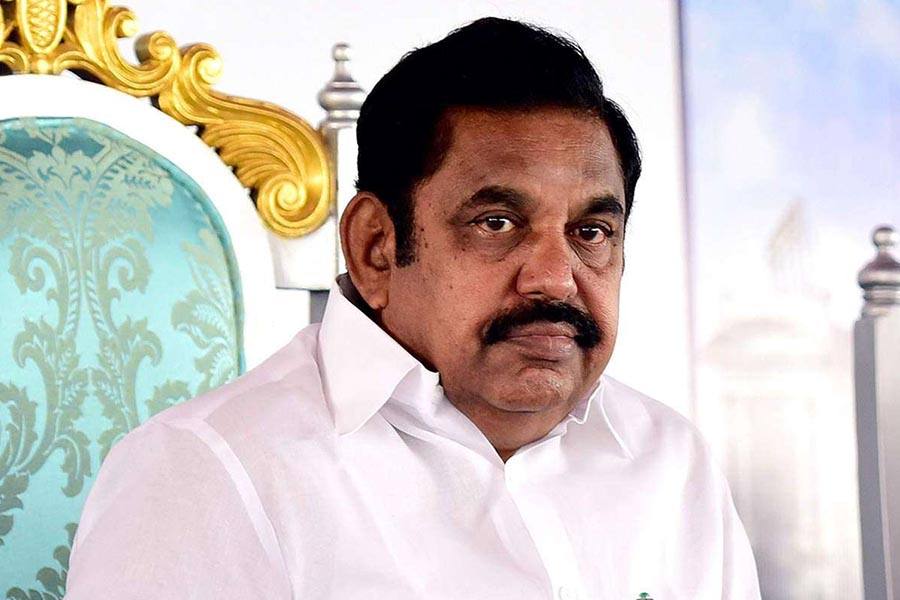 கஜா புயலில் இறந்தவர்களின் குடும்பத்துக்கு 10 லட்சம் நிதியுதவி: முதல்வர் எடப்பாடி பழனிசாமி அறிவிப்பு.