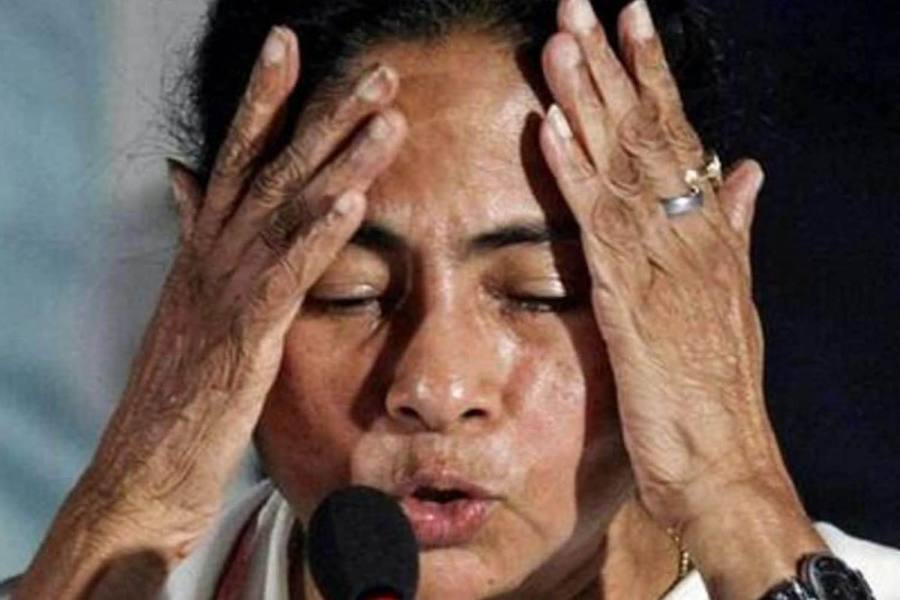 மம்தாவை விமர்சித்து மீம்ஸ் வெளியிட்ட பாஜக பெண் நிர்வாகிக்கு உச்ச நீதிமன்றம் ஜாமீன்!