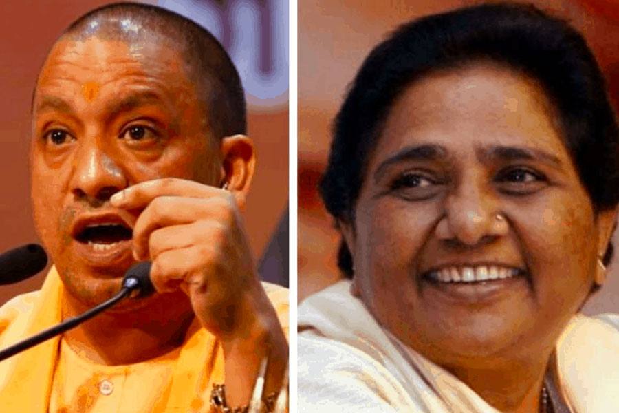 தேர்தல் விதி மீறல் காரணமாக யோகி ஆதித்யநாத், மாயாவதி பிரச்சாரத்திற்கு தடை!