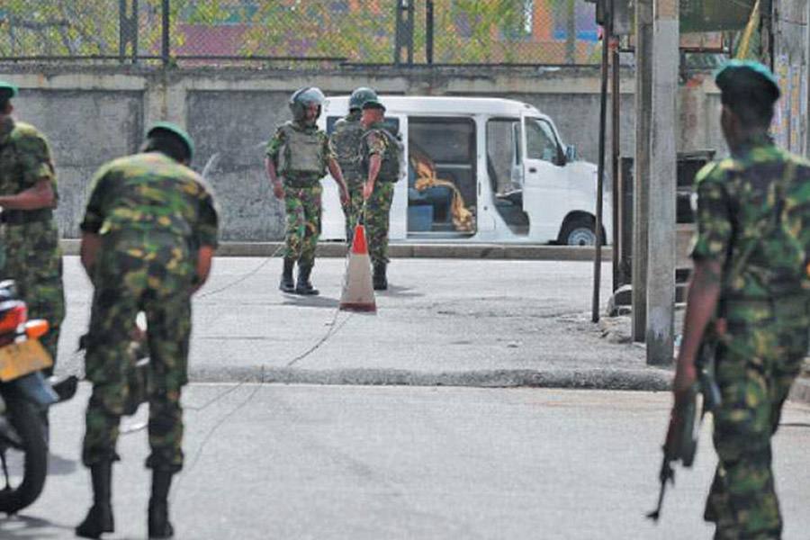 இலங்கை முழுவதும் ஊரடங்கு உத்தரவு!