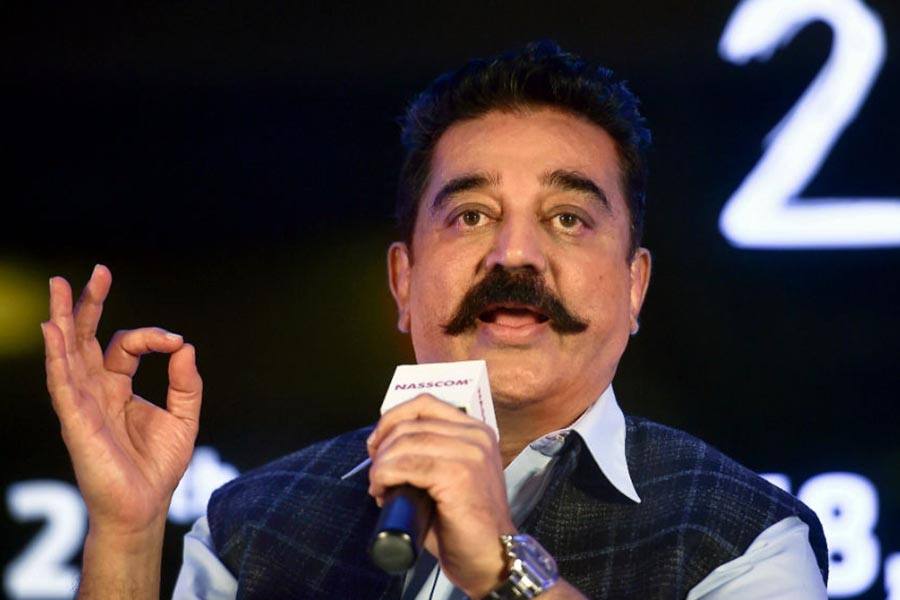 கமல் பிரச்சார கூட்டத்தின் போது முட்டை வீசிய பாஜக நிர்வாகி மீது வழக்குப்பதிவு!