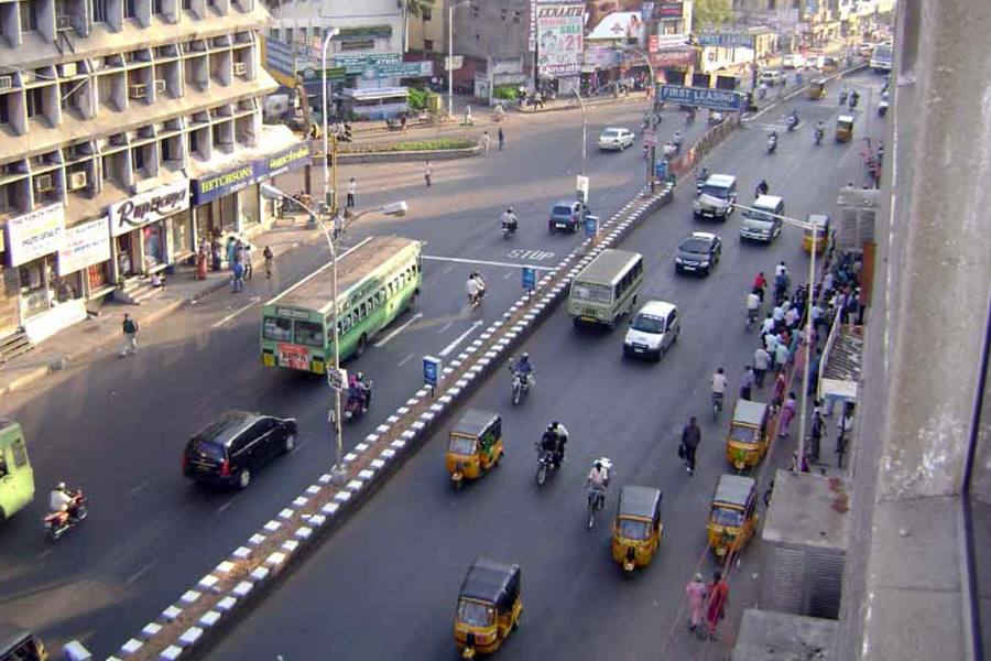 சென்னை அண்ணா சாலை 7 ஆண்டுகளுக்கு பிறகு நாளை முதல் இருவழி சாலையாக மாறுகிறது!