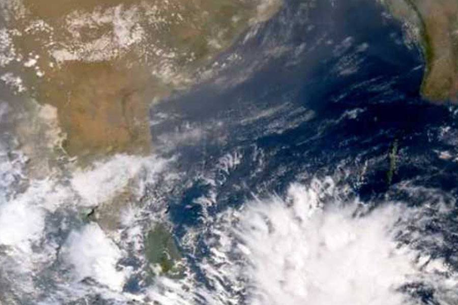 அதிதீவிரமாக மாறும் ஃபனி புயல் : வானிலை ஆய்வு மையம் எச்சரிக்கை
