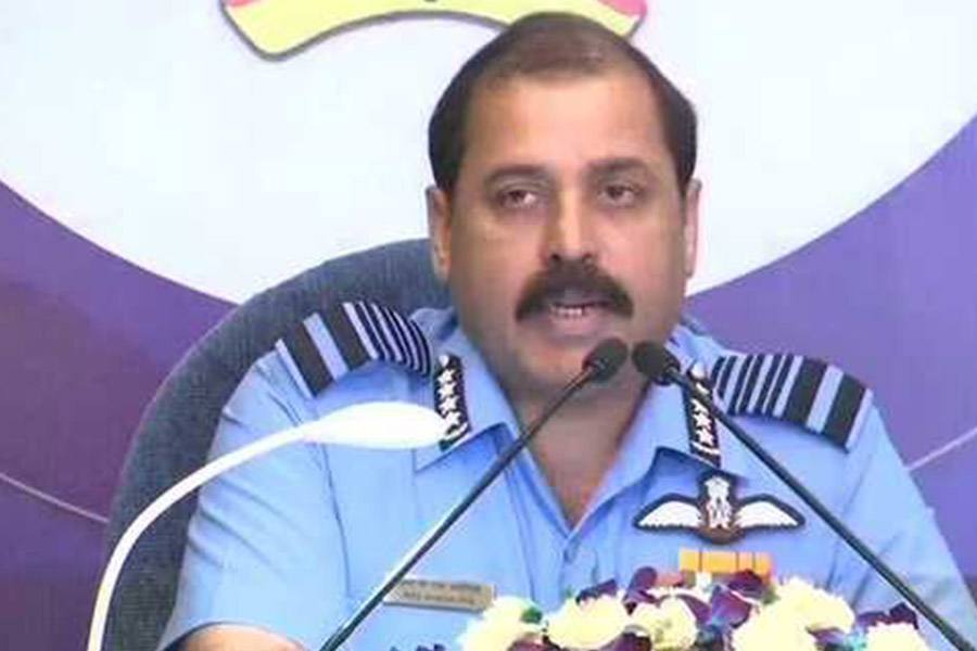 எம்.ஐ-17 ஹெலிகாப்டர் தவறுதலாக சுட்டு வீழ்த்தப்பட்டதாக விமானப்படை தளபதி ராகேஷ் குமார் பதாரியா தெரிவித்தார்!