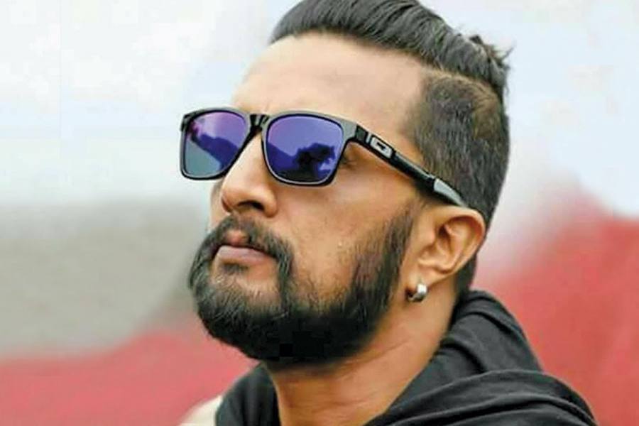 முன்னணி கன்னட நடிகர்கள் வீட்டில் வருமான வரி சோதனை!