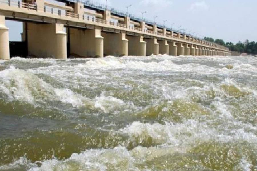 டெல்லியில் காவிரி ஒழுங்காற்றுக்குழு கூட்டம் நாளை நடக்க உள்ளது.