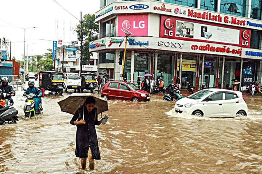 கர்நாடகாவில் கனமழை உடுப்பி, குடகு மாவட்டங்களுக்கு ரெட் அலர்ட்