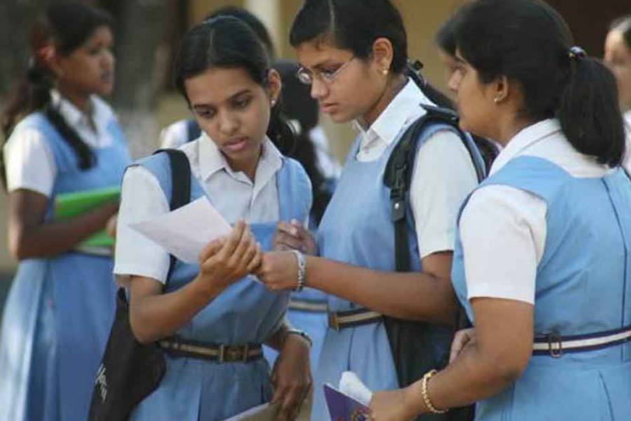 12-ம் வகுப்பு தேர்வு முடிவுகள் வெளியீடு