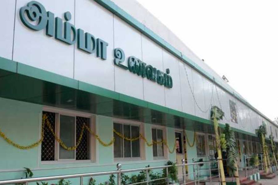 அமெரிக்காவில் அம்மா உணவகம்!