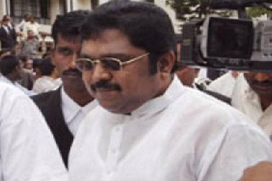 புதுச்சேரி அமமுக நிர்வாகிகள் ஒட்டுமொத்தமாக ராஜினாமா - கட்சியில் பரபரப்பு!.