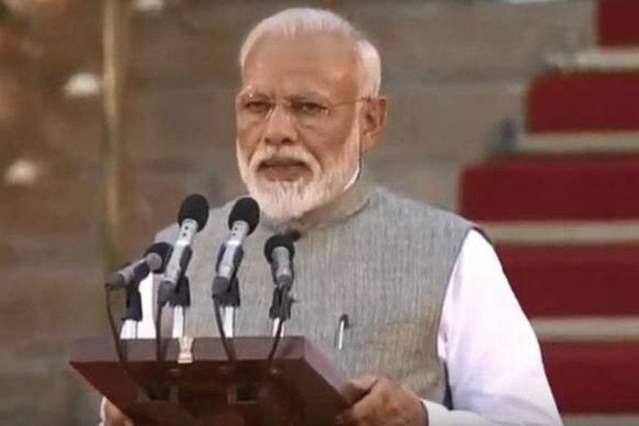 2-வது முறையாக பிரதமராக பதவியேற்றார் நரேந்திர மோடி!