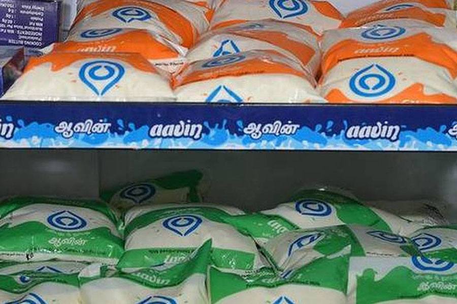 ஆவின் காலி பால் பாக்கெட் ஒன்றிற்கு இனி 10 காசுகள் கிடைக்கும் - ஆவின் நிறுவனம் அறிவிப்பு!