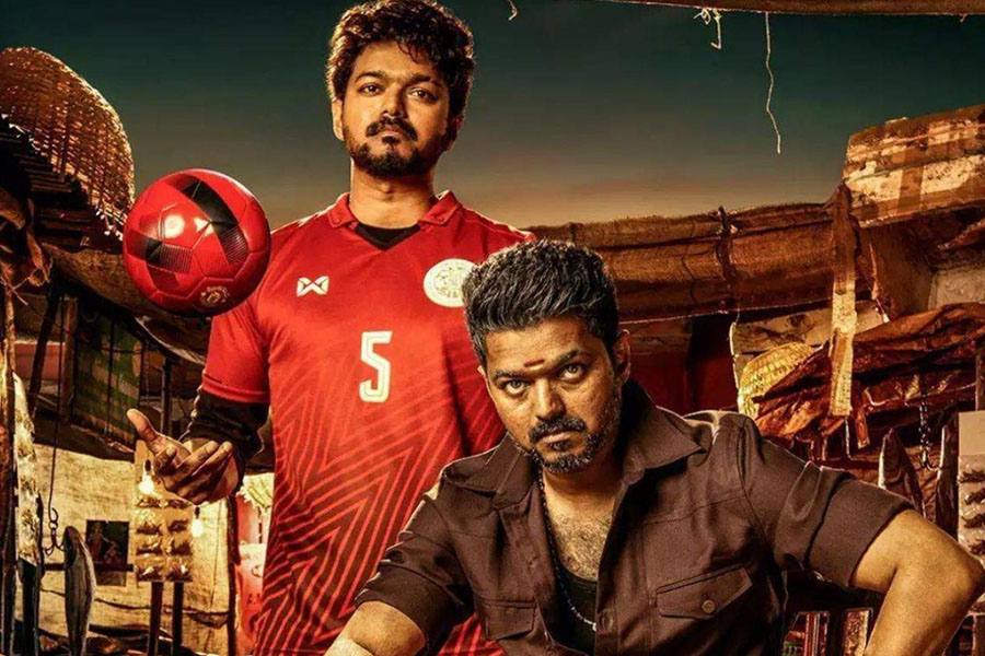 இணையத்தில் வெளியாகிய பிகில் படத்தின் இண்ட்ரோ பாடல் -  படக்குழுவினர் அதிர்ச்சி!