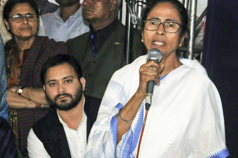 போலீஸ் கமிஷனரை கைது செய்யக்கூடாது என சுப்ரீம் கோர்ட் உத்தரவிட்டு உள்ளது எங்களுக்கு கிடைத்த வெற்றி - மம்தா பானர்ஜி