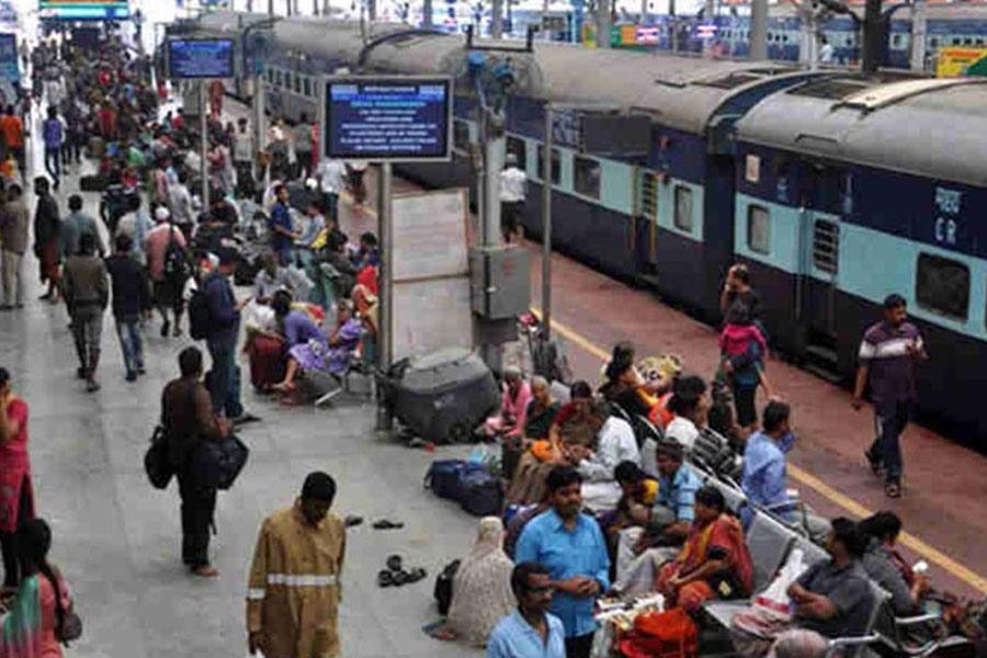 பிளாட்பாரம் டிக்கெட் மூலம் ரூ.140 கோடி வருவாய்!