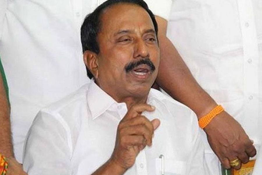 அரசு பள்ளிகளில் ஆங்கில வழியில் பயிலும் மாணவர்களுக்கு கட்டணம் ரத்து!