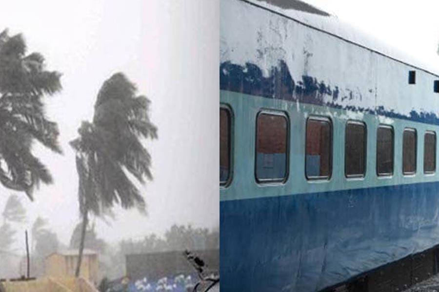 பெய்ட்டி புயலால் ஆந்திராவில் 22 ரயில்கள் ரத்து