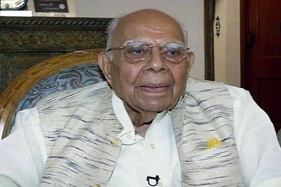 மூத்த வழக்கறிஞர் ராம் ஜெத்மலானி உடல்நல குறைவால் டெல்லியில் காலமானார்
