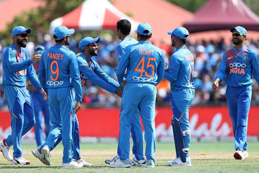தென் ஆப்பிரிக்காவுக்கு எதிரான டி 20 கிரிக்கெட் போட்டிக்கான ! இந்திய அணி வீரர்கள் அறிவிப்பு!