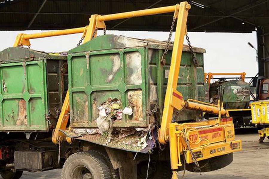 கேரளாவிலிருந்து தமிழகத்திற்கு கழிவுகளை ஏற்றிவந்த 27 லாரிகள் தடுப்பு 