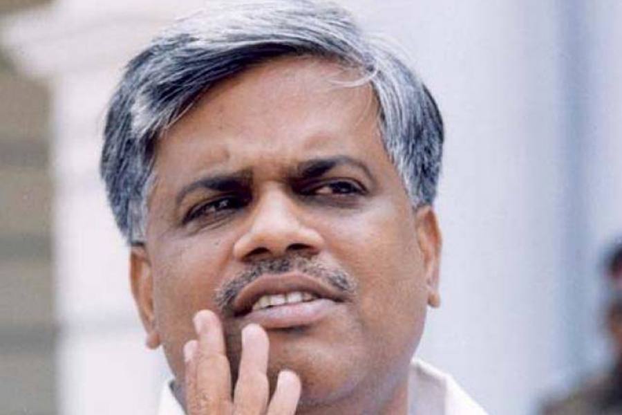 ஆக்கிரமிப்பாளர்கலின் ஓட்டு உரிமையை பறிக்க நீதிபதிகளுக்கு உரிமை இல்லை - தளவாய் சுந்தரம் பேட்டி 