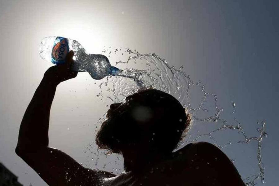 தமிழகத்தில் இயல்பை விட ஒருசில இடங்களில் வெப்பநிலை அதிகரிக்கும் - சென்னை வானிலை ஆய்வு மையம்!