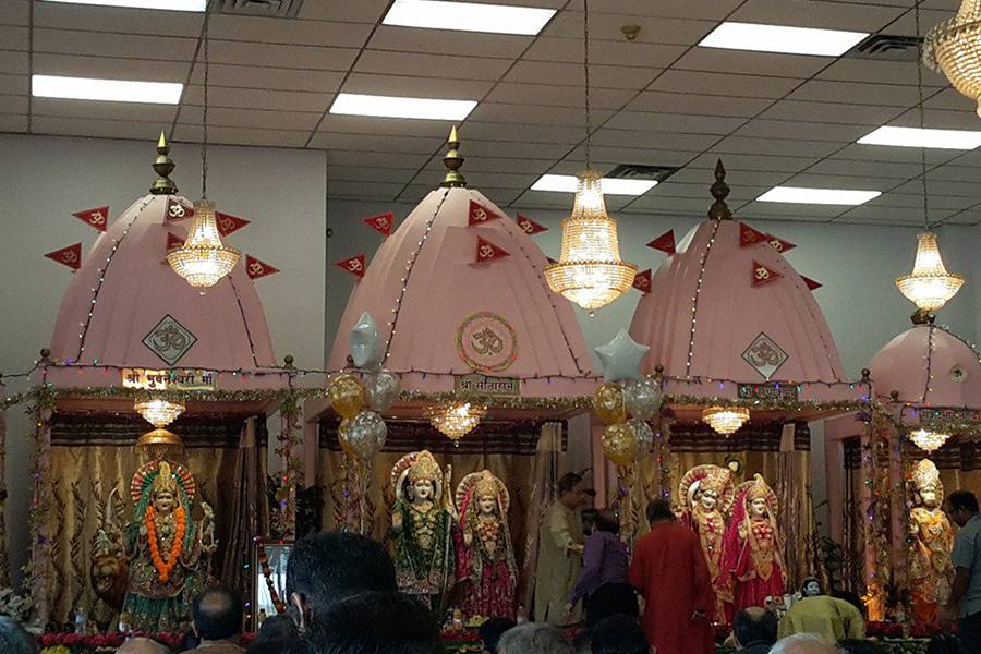 அமெரிக்காவில், கெண்டக்கி மாகாணத்தில் உள்ள இந்து கோவில் மர்ம நபர்களால் சேதப்படுத்தப்பட்டது!