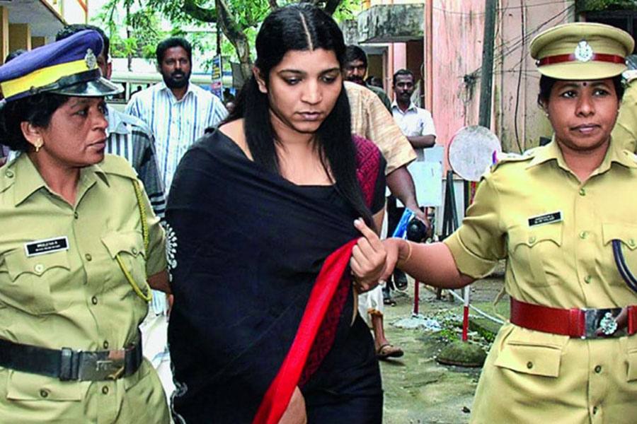 காற்றாலை மோசடி வழக்கு: நடிகை சரிதா நாயருக்கு 3 ஆண்டுகள் சிறை!