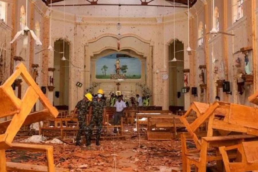 இலங்கை தொடர் வெடிகுண்டு தாக்குதலுக்கு ஐஎஸ் பயங்கரவாத அமைப்பு பொறுப்பேற்பு!
