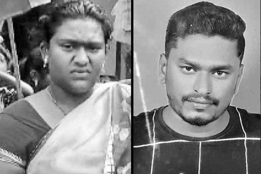 மதுரையில் மனைவியின் கண் முன்னே கணவன் வெட்டி கொலை!