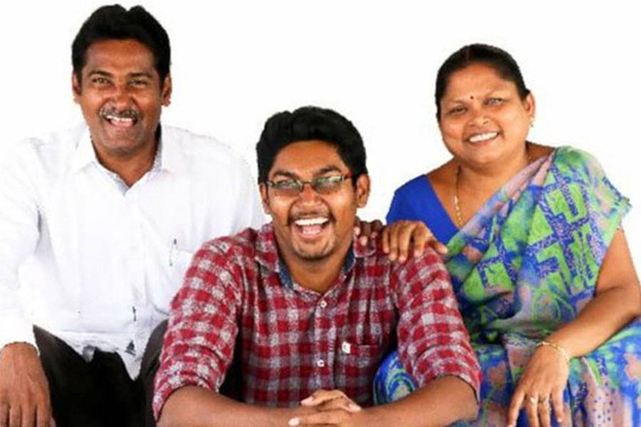 சமூக ஆர்வலர் முகிலனை சந்திக்க சென்னை வந்த அவரது மனைவி விபத்தில் சிக்கினார்!