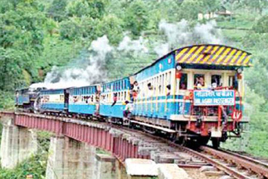 மேட்டுப்பாளையம் – உதகை இடையே சிறப்புக் கட்டண ரயில்கள்!