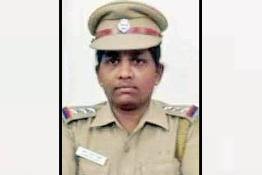 ரூ.3 ஆயிரம் லஞ்சம் கேட்ட பெண் இன்ஸ்பெக்டரை லஞ்ச ஒழிப்பு போலீசார் கைது!