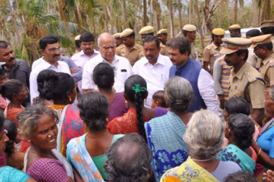 கஜா புயல் பாதிக்கப்பட்ட பகுதிகளை 3-வது நாளாக ஆய்வு செய்யும் மத்தியகுழு