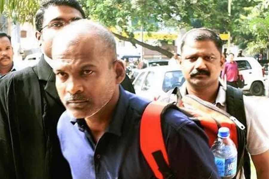 கோடநாடு கொலை வழக்கில் மனோஜ், சயனுக்கு பிடிவாரண்ட்!